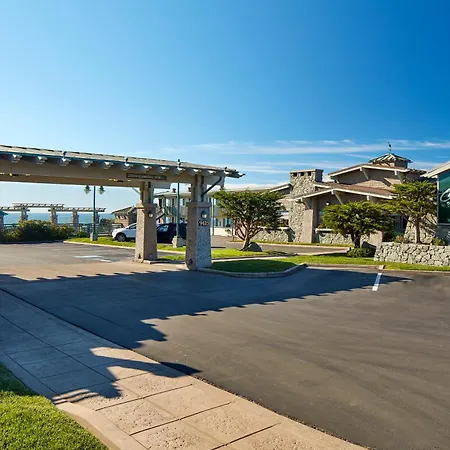 Cavalier Oceanfront Resort-3